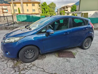 Usata Ford Fiesta 68 CV (50 kW) 2009 Blu Berlina
