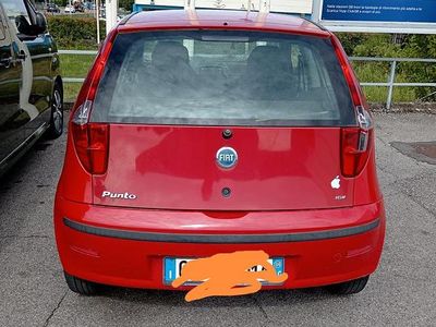 Usata Fiat Punto 80 CV (58 kW) 2004 Rosso Utilitaria