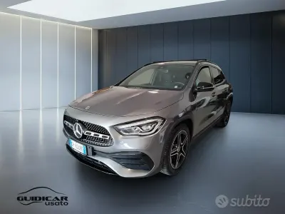 Usata Mercedes GLA200 Premium 150 CV (110 kW) 2023 Grigio SUV