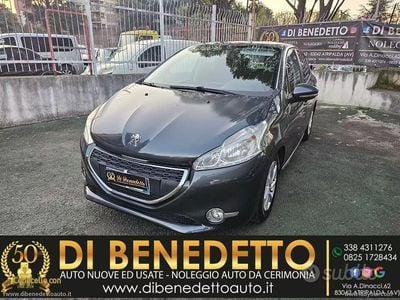 Usata Peugeot 208 Allure 95 CV (69 kW) 2012 Utilitaria