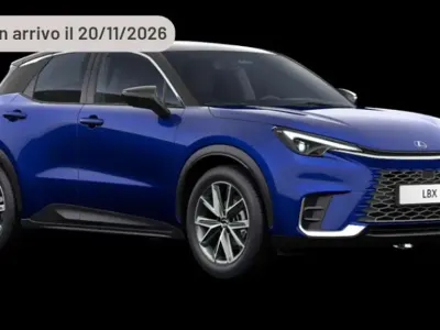 Nuova Lexus LBX 136 CV (100 kW) 2025 Argento SUV