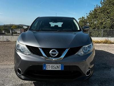 Usata Nissan Qashqai 130 CV (95 kW) 2014 Grigio SUV