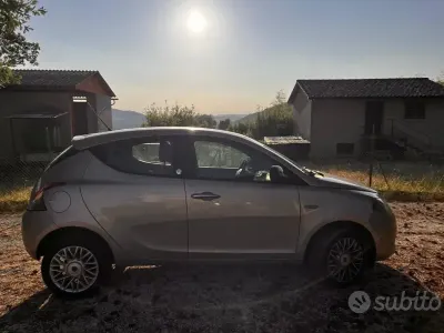 Usata Lancia Ypsilon