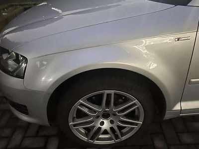 Usata Audi A3 Sportback Ambiente 105 CV (77 kW) 2010 Argento Utilitaria
