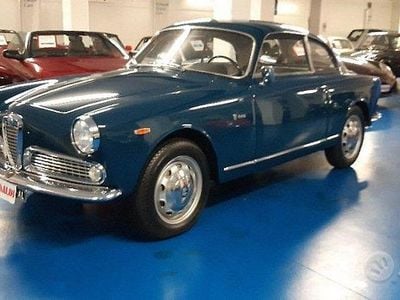 Second-hand Alfa Romeo Giulia Sprint Sprint 91 CP (66 kW) 1960 Albastru Coupe