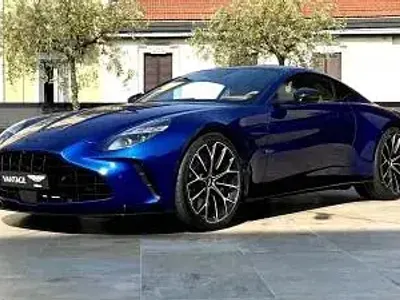 Nuova Aston Martin Vantage 665 CV (489 kW) 2026 Lightning silver Coupé