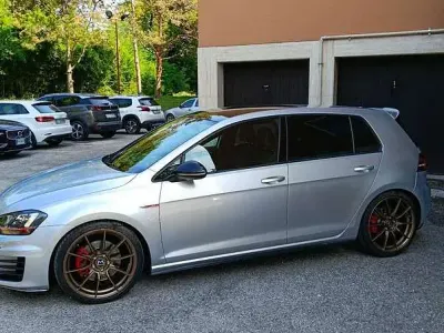 Usata VW Golf VII GTI 230 CV (169 kW) 2014 Berlina