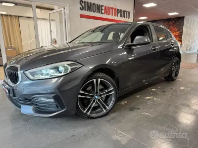 Gebraucht BMW 118 M Sport 150 PS (110 kW) 2021 Grau Kleinwagen