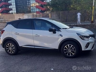 Usata Renault Captur 115 CV (84 kW) 2020 SUV