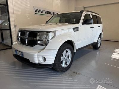 Usata Dodge Nitro SXT 177 CV (130 kW) 2010 Bianco SUV