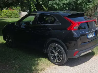 Usata Mitsubishi Eclipse Cross Invite 163 CV (119 kW) 2018 Nero SUV