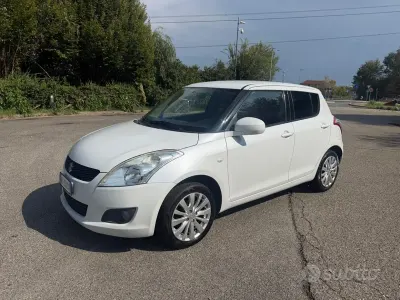 Usata Suzuki Swift GL 94 CV (69 kW) 2012 Bianco Utilitaria