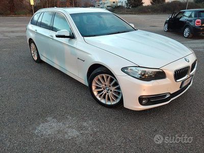 Usata BMW 520 Luxury Line 190 CV (139 kW) 2014 Bianco Station wagon