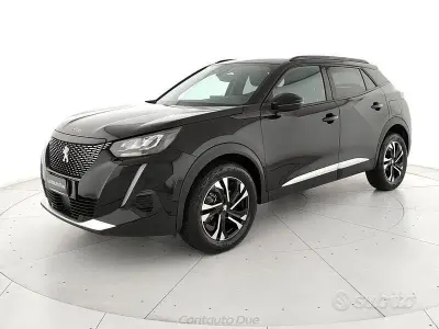 Usata Peugeot 2008 Allure 131 CV (96 kW) 2023 Nero perla SUV