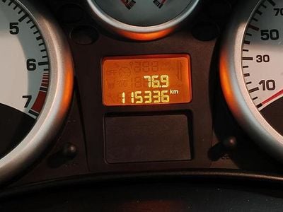 Usata Peugeot 207 95 CV (69 kW) 2010 Bianco Berlina