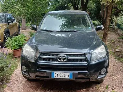 Usata Toyota RAV4 Luxury 150 CV (110 kW) 2009 Nero SUV
