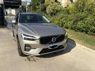 Usata Volvo XC60 Core 197 CV (144 kW) 2023 SUV