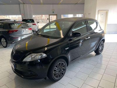 Usata Lancia Ypsilon S 69 CV (50 kW) 2024 Nero Utilitaria