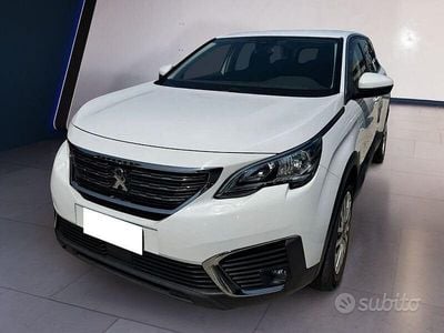 Usata Peugeot 5008 Access 130 CV (95 kW) 2017 Bianco SUV