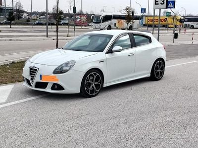 Usata Alfa Romeo Giulietta 2011 Bianco Utilitaria
