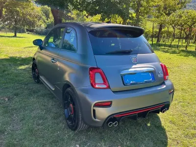 Usata Abarth 595 Pista 160 CV (117 kW) 2021 Grigio Berlina