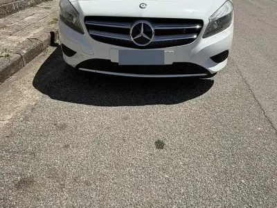 Usata Mercedes 200 136 CV (100 kW) 2015 Bianco Berlina