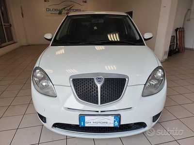 Bianco Usata 2009 Lancia Ypsilon Utilitaria | 2900 € (Buon prezzo)