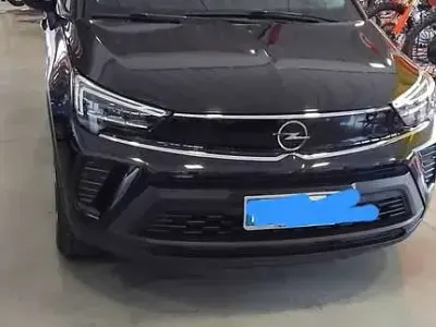Usata Opel Crossland Edition 110 CV (80 kW) 2023 Nero SUV
