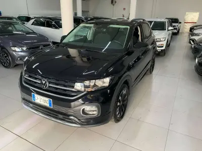 Usata VW T-Cross Sportline 110 CV (80 kW) 2023 Nero SUV