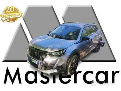Usata Peugeot 2008 Allure 131 CV (96 kW) 2022 Grigio SUV