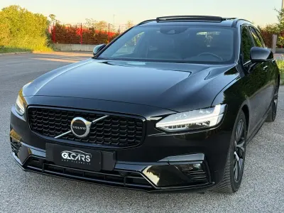 Usata Volvo V90 R-Design 235 CV (172 kW) 2021 Nero Station wagon