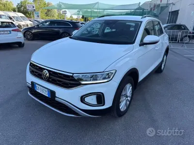 Usata VW T-Roc Style 150 CV (110 kW) 2022 Bianco SUV