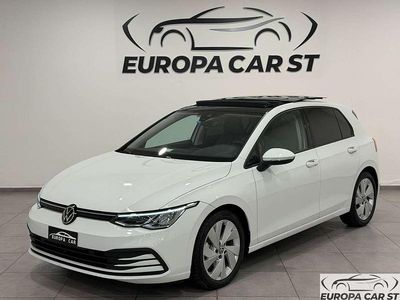 Usata VW Golf VIII Life 110 CV (80 kW) 2023 Bianco Utilitaria
