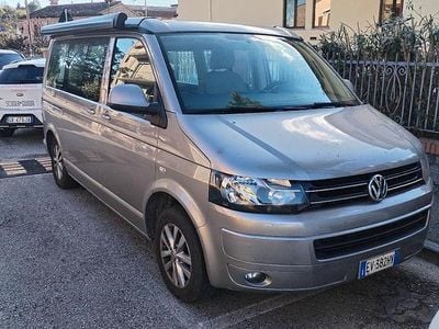 Usata VW California Beach 140 CV (102 kW) 2014 Grigio Furgone