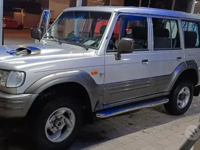 Usata Hyundai Galloper Comfort 100 CV (73 kW) 2001 Grigio SUV