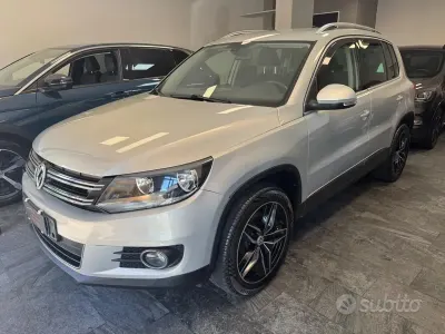 Usata VW Tiguan 150 CV (110 kW) 2015 Grigio SUV