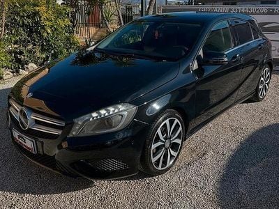 Usata Mercedes A180 109 CV (80 kW) 2015 Nero Berlina