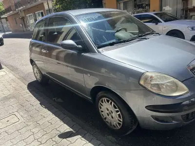 Usata Lancia Ypsilon 69 CV (50 kW) 2005 Utilitaria