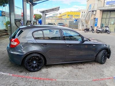 Usata BMW 120 163 CV (119 kW) 2006 Grigio Utilitaria
