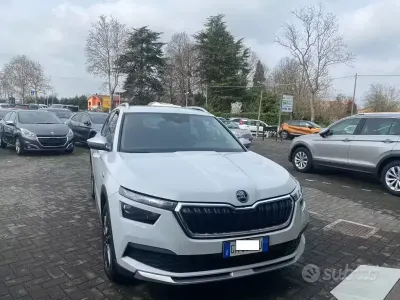 Usata Skoda Kamiq ScoutLine 110 CV (80 kW) 2022 Bianco SUV