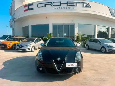 Usata Alfa Romeo Giulietta Super 120 CV (88 kW) 2018 Nero Utilitaria