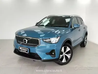 Usata Volvo XC40 Core 211 CV (155 kW) 2023 Blu SUV