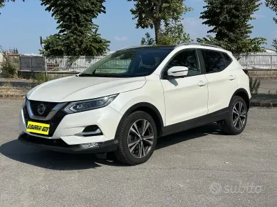 Usata Nissan Qashqai Tekna+ 140 CV (102 kW) 2019 Bianco SUV