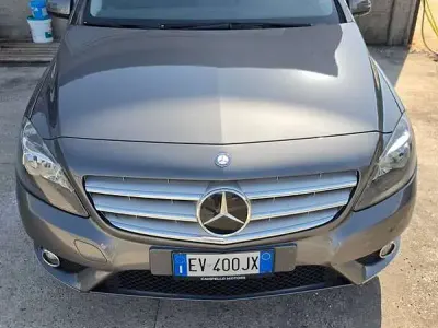 Usata Mercedes B180 Executive 109 CV (80 kW) 2014 Utilitaria
