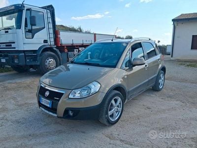 Usata Fiat Sedici 120 CV (88 kW) 2008 SUV