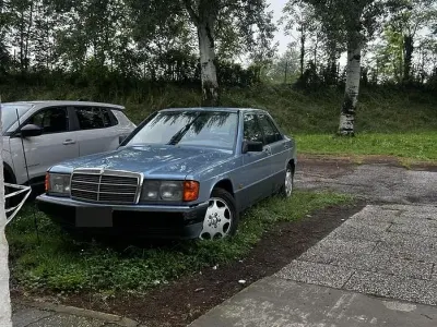 Usata Mercedes 190 105 CV (77 kW) 1990 Berlina