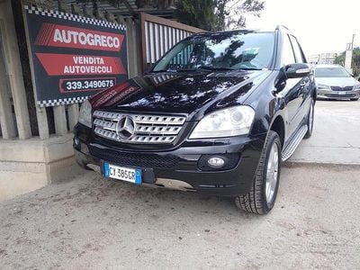 Usata Mercedes ML350 Chrome 272 CV (200 kW) 2005 Nero SUV