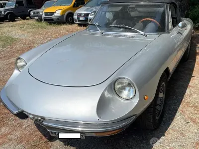 Usata Alfa Romeo Spider 131 CV (96 kW) 1970 Grigio Cabrio