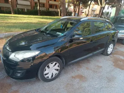 Usata Renault Mégane GrandTour 110 CV (80 kW) 2013 Nero Station wagon