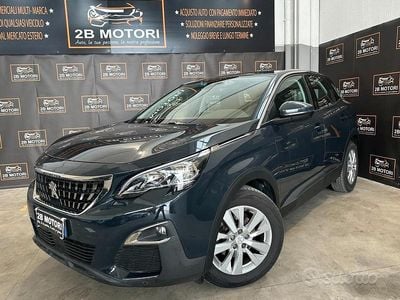 Usata Peugeot 3008 Active 120 CV (88 kW) 2017 Nero SUV